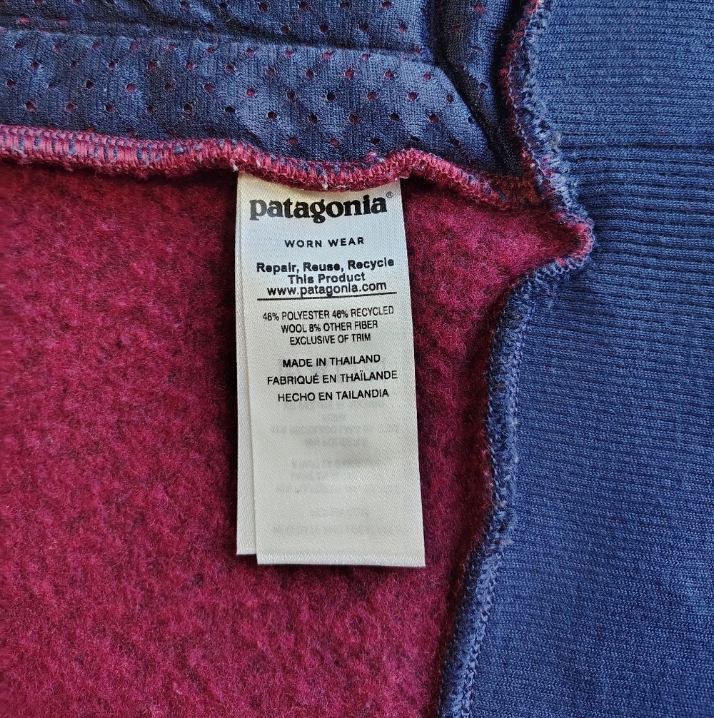 Patagonia women's Woolyester fleece full-zip jacket oxide red, size S. - Picture 11 of 15